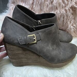 Dr. Scholl's Brown Honor Stacked Wedge Booties